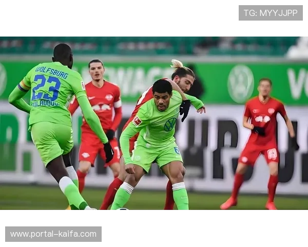 沃尔夫斯堡主场不胜延续,球迷不满累积 沃尔夫斯堡主场不胜延续,球迷不满累积