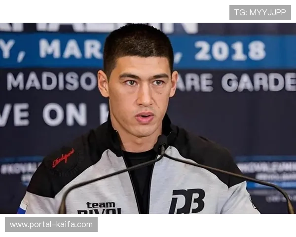 本纳维德兹谈WBC直接转正经历,比沃尔拒绝挑战促机遇 本纳维德兹谈WBC直接转正经历,比沃尔拒绝挑战促机遇